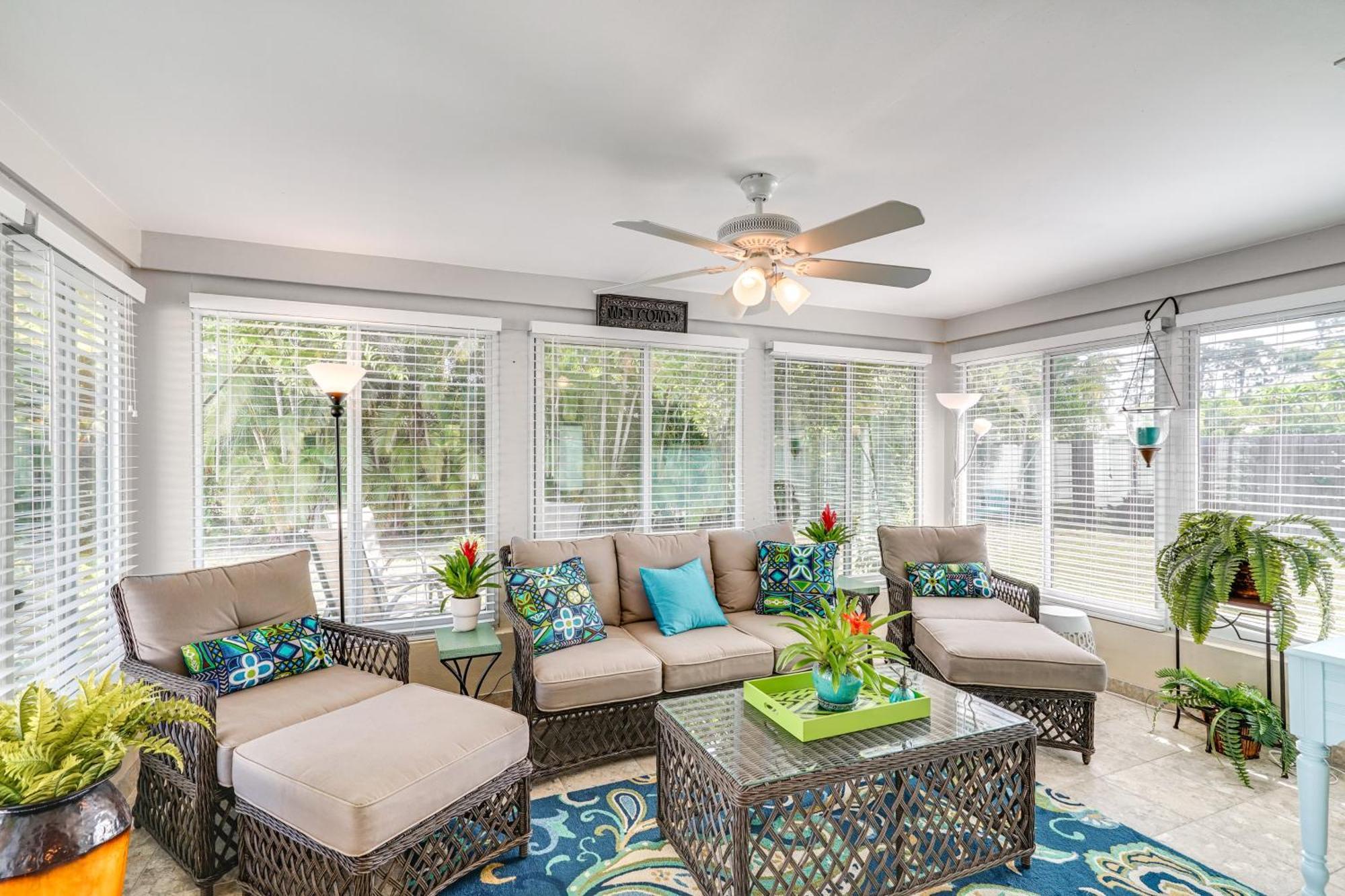 Fort Myers Bungalow - 12 Miles To The Beach! Zewnętrze zdjęcie